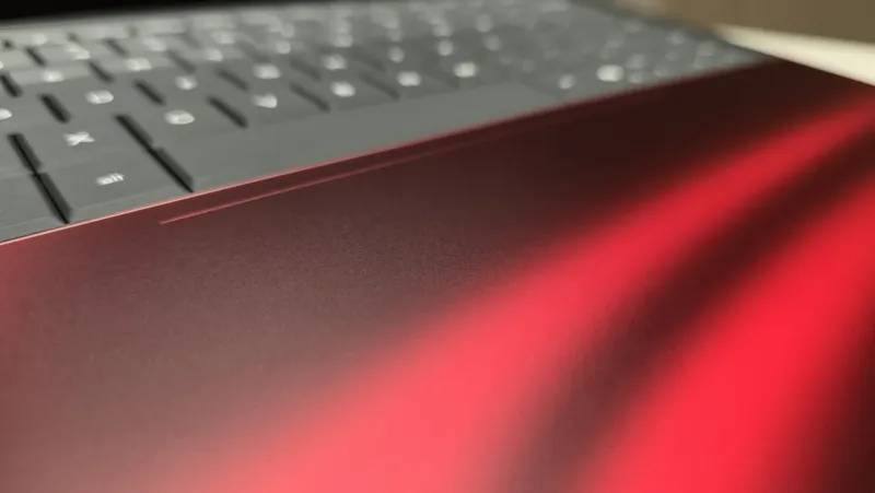 Ferrari та HP представили лімітований ноутбук за $5599